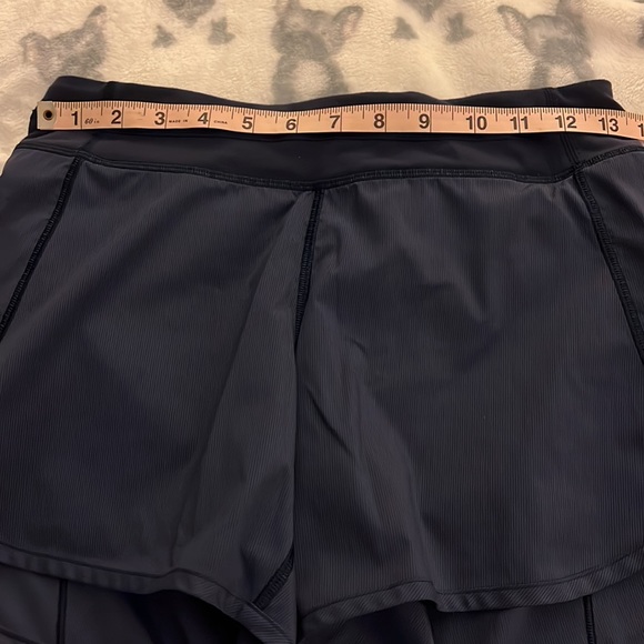 Ivivva workout shorts in dark navy. Size 14 - Picture 6 of 7